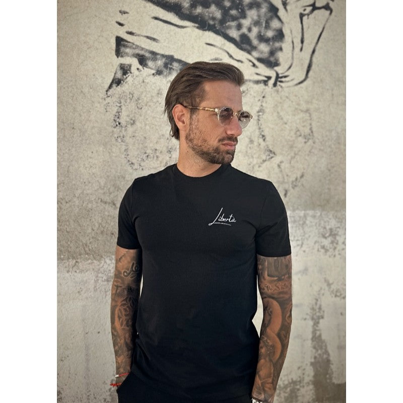 T-shirt brodé