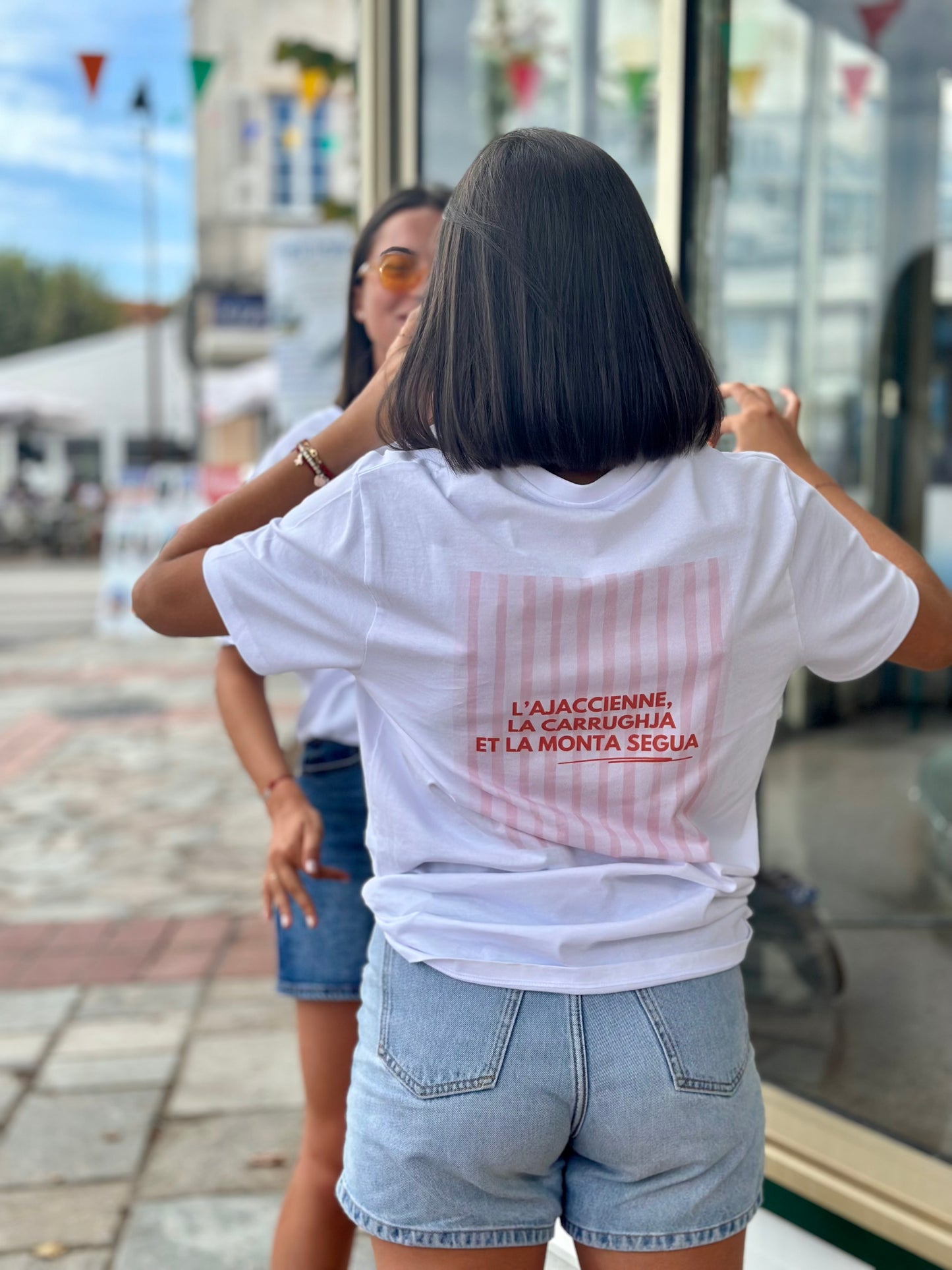 T-shirt “C’est Ajaccio, bébé.”