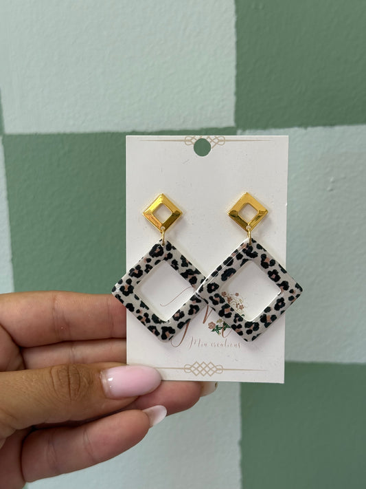 Boucle d’oreille leopard