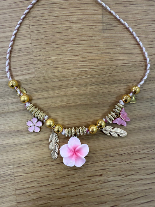 Collier cordon fleurs